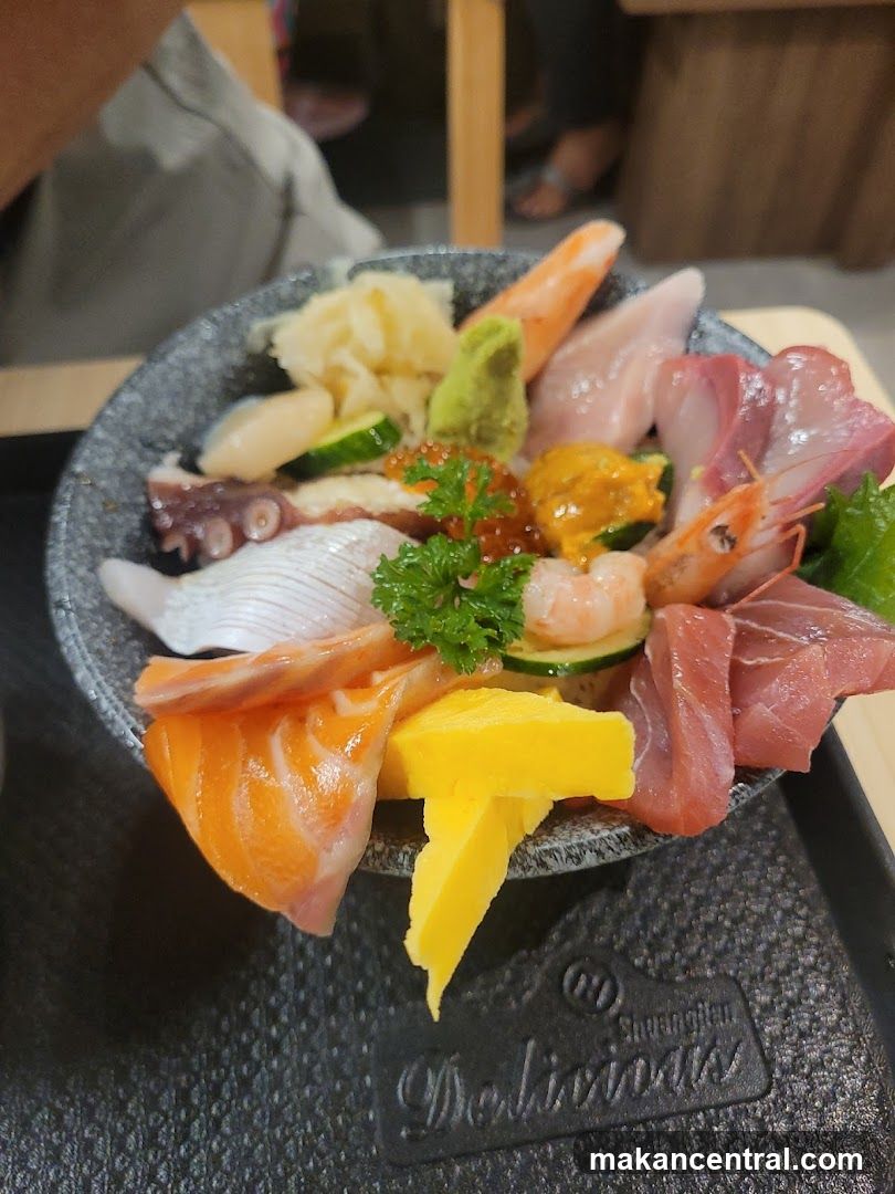 Aki Sushi & Grill
