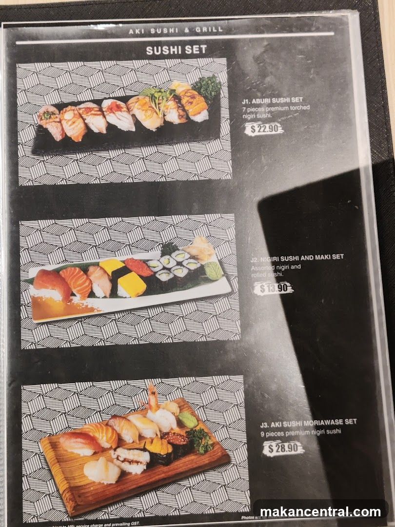 AKI SUSHI & GRILL SUSHI SET
