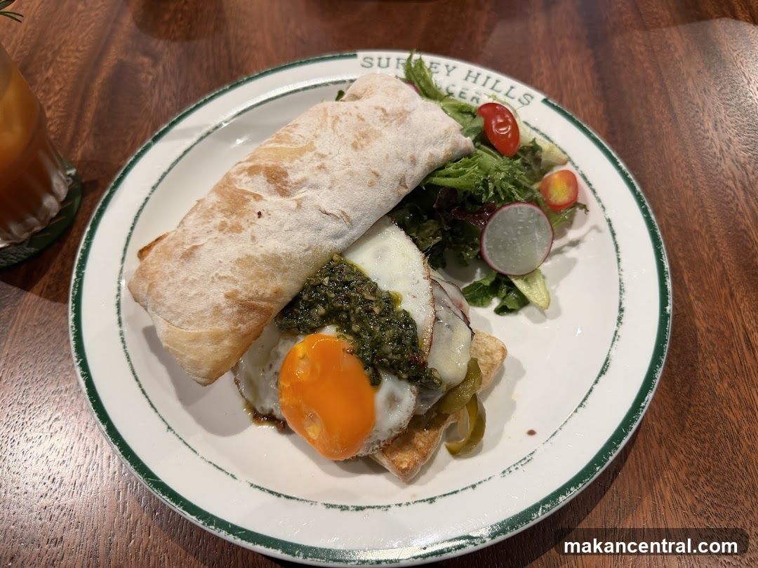 Sandwich with Egg and Salad