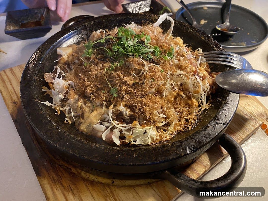 Sizzling Dish with Toppings
