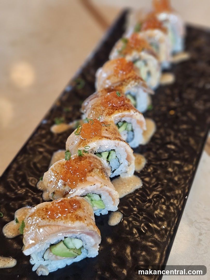 Seared Salmon Sushi Roll