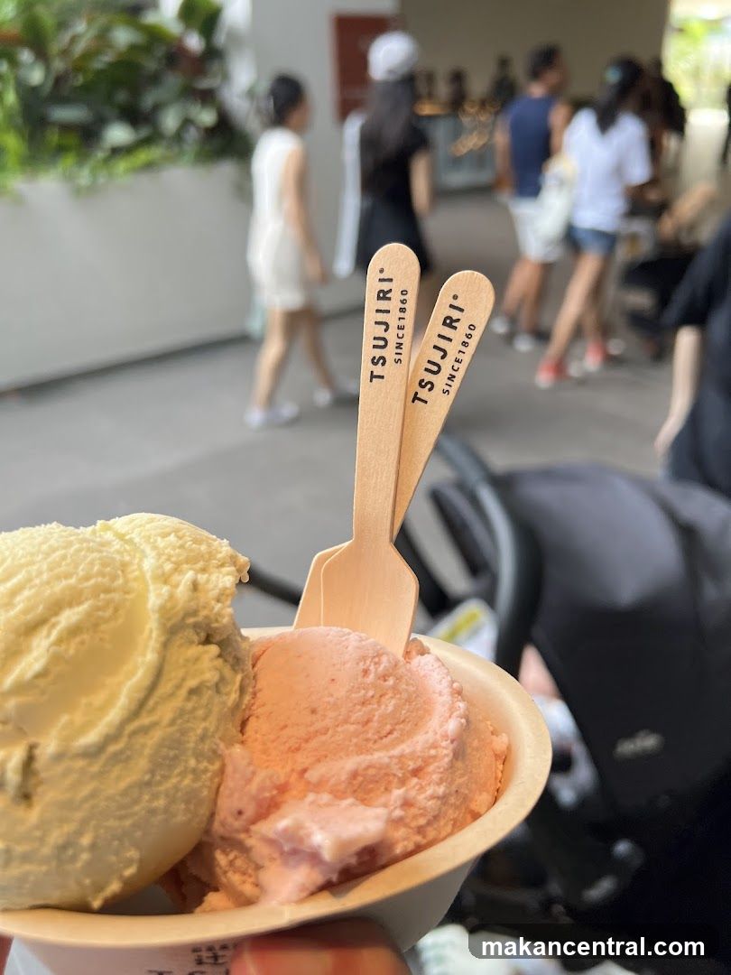 Ice Cream Cups with Spoons
