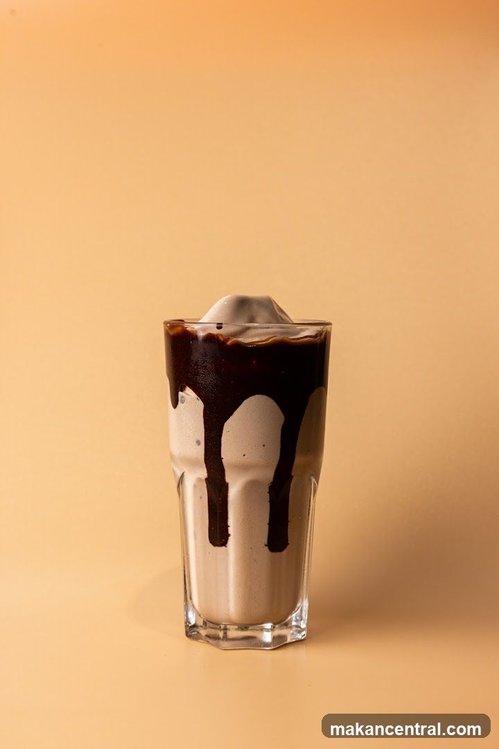 Chocolate Drizzle Milkshake