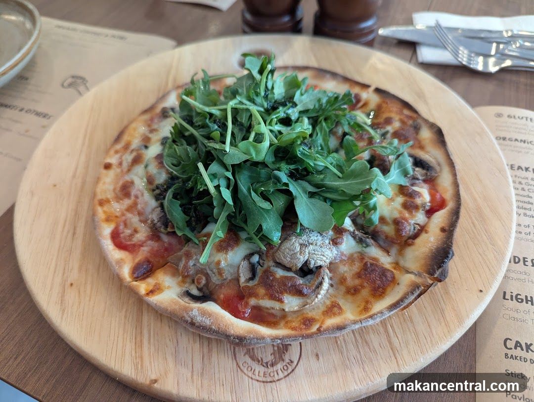 Mushroom and Arugula Pizza