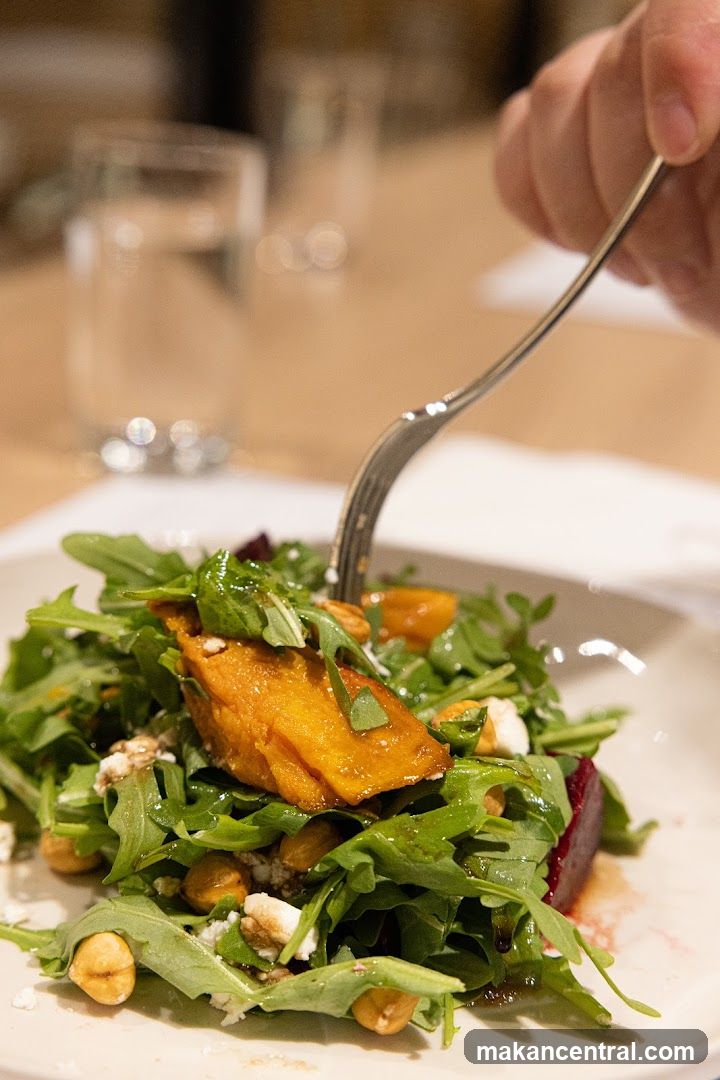 Salad with Roasted Squash and Nuts