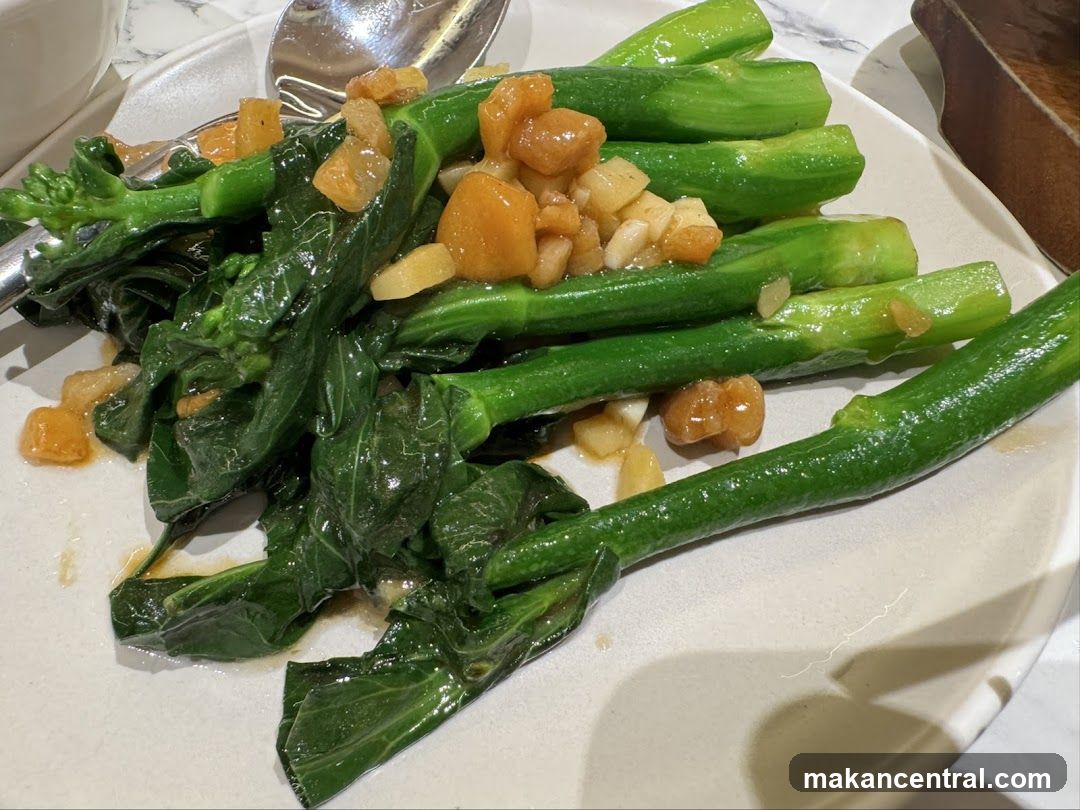 Stir-fried Chinese Broccoli with Garlic