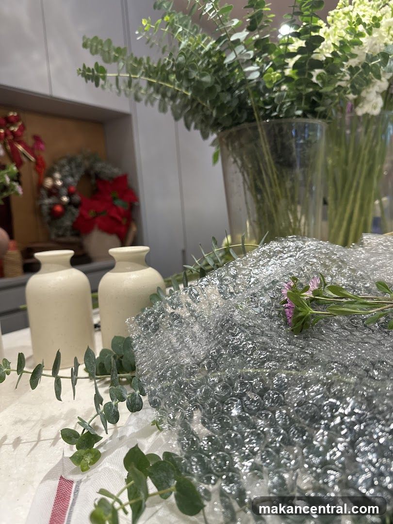Floral Arrangement Supplies