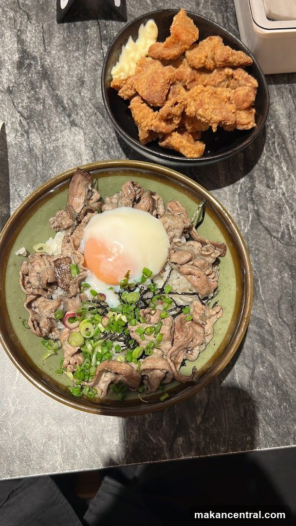 Beef bowl with fried chicken