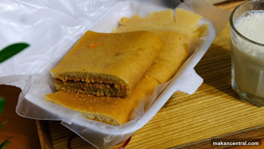Martabak Manis with Milk