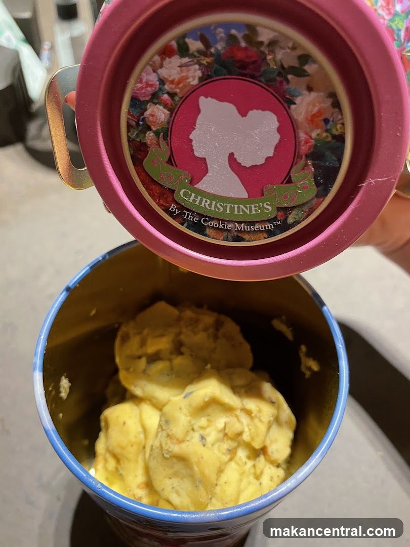 Cookies in a tin