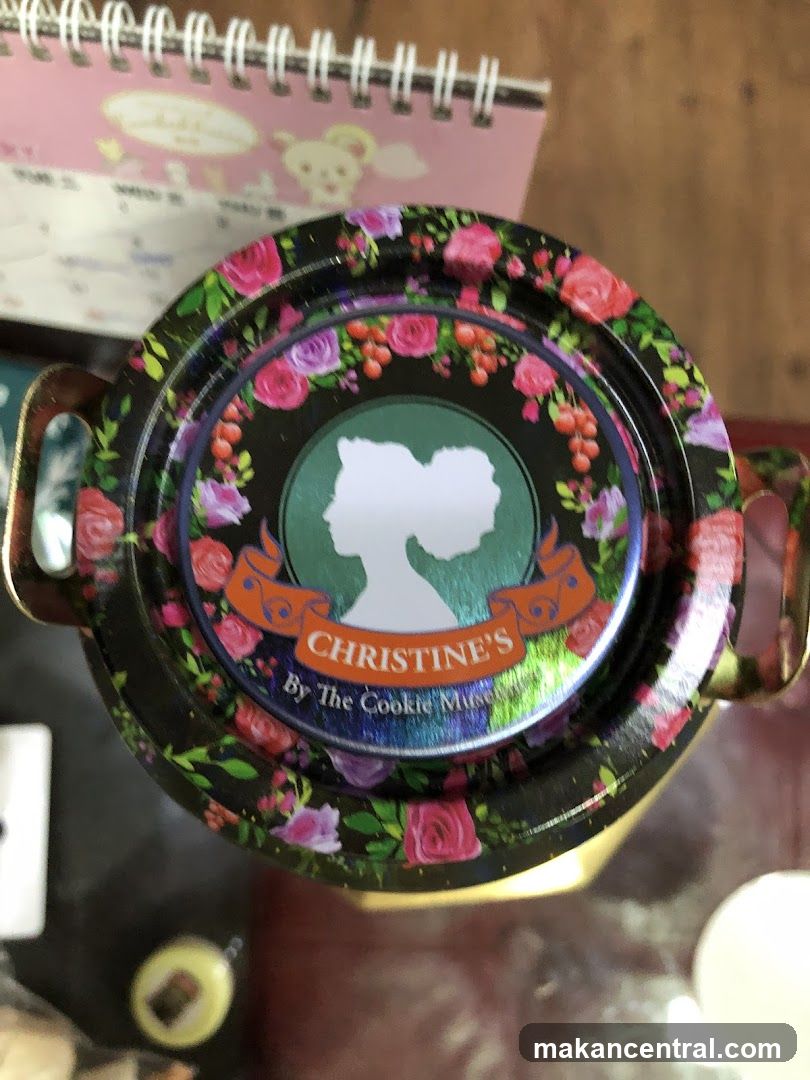 Cookie Tin Lid