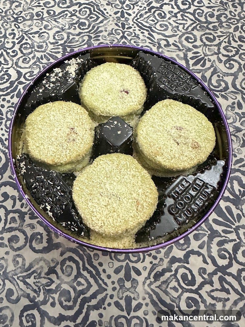 Cookies in a tin
