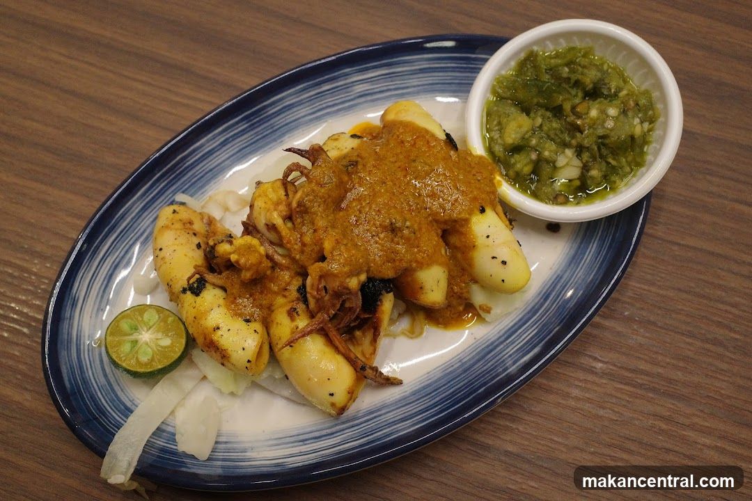 Grilled Squid with Sauce