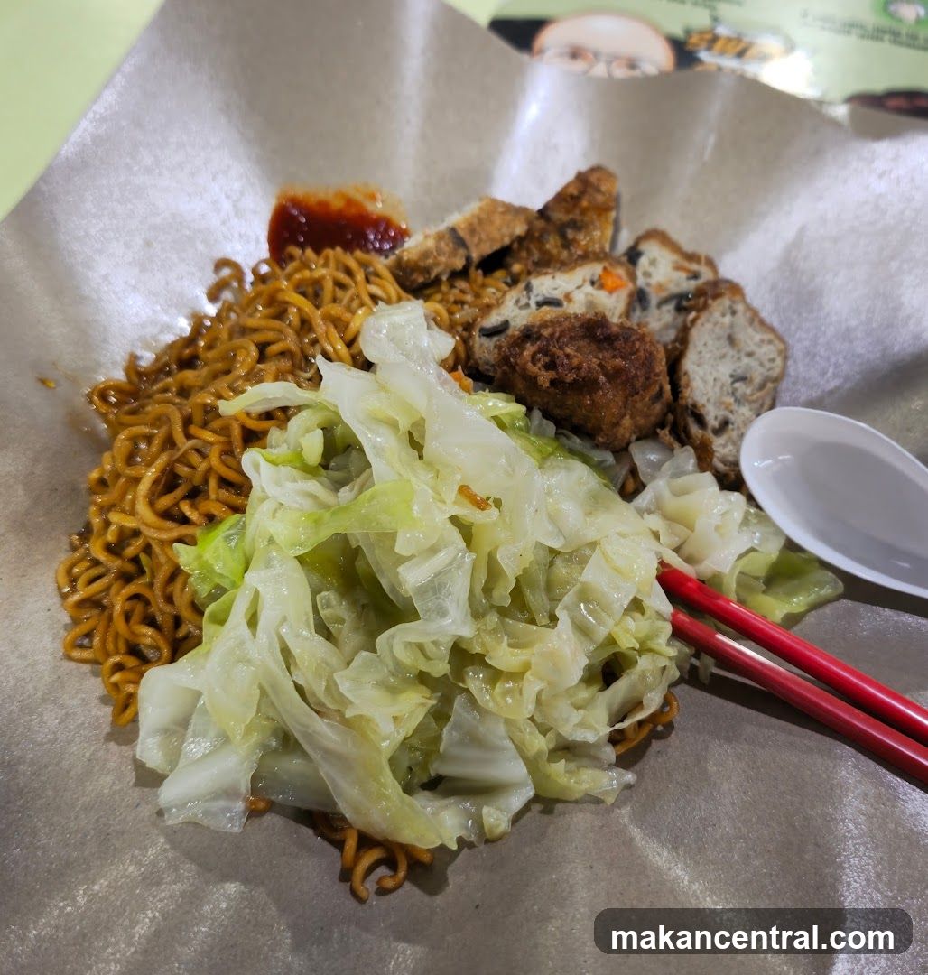 Noodles with Cabbage and Fried Items