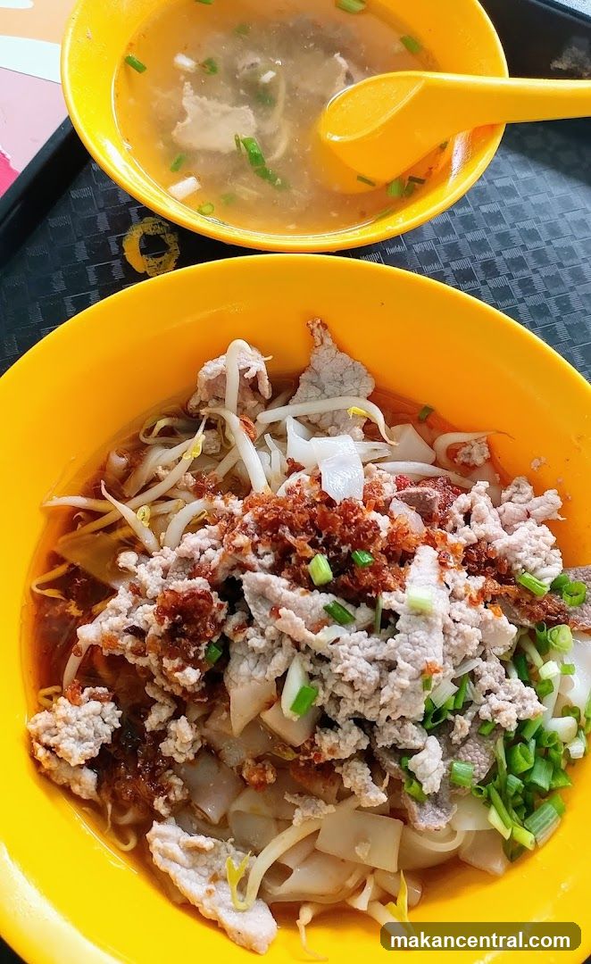 Noodles with Minced Pork and Soup