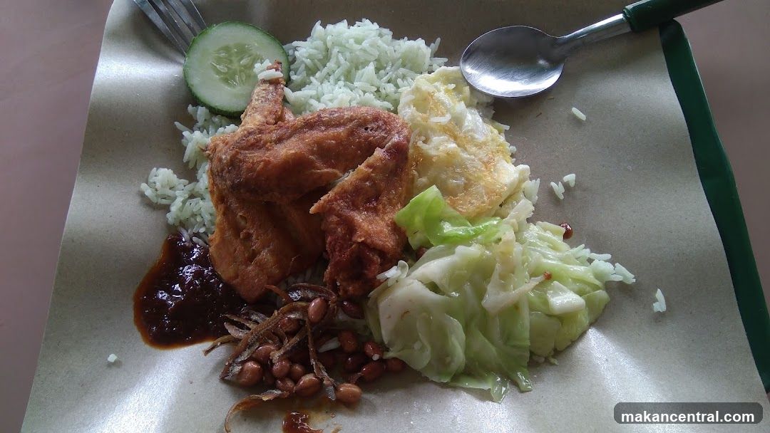 Nasi Lemak with Fried Chicken