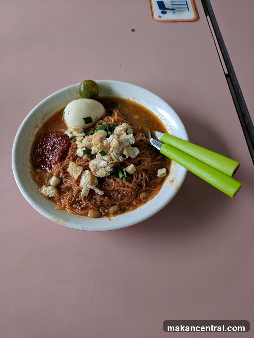 Noodle Dish with Egg and Chili