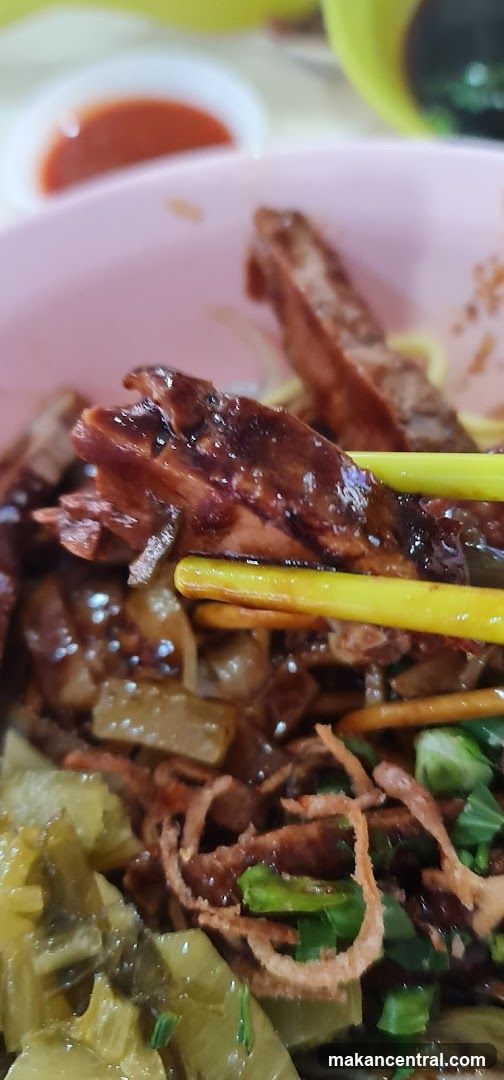 Noodles with Meat and Vegetables