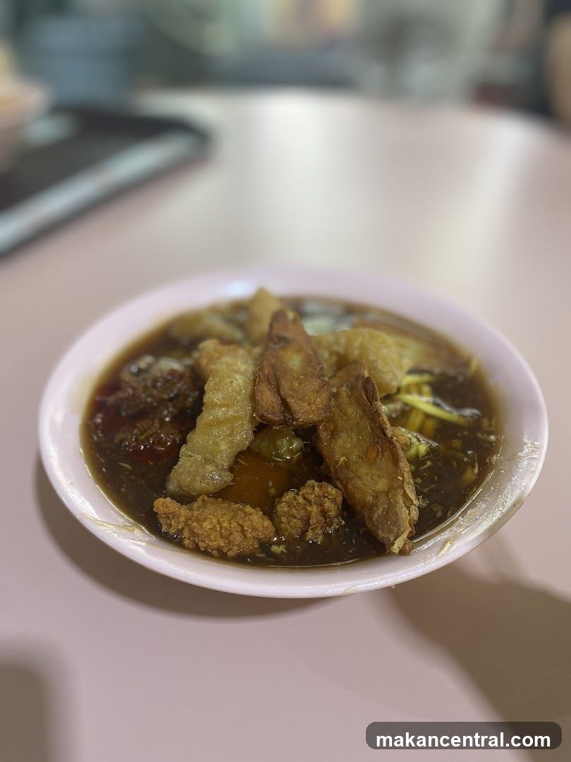Hong Seng (鸿诚) Lor Mee & Laksa