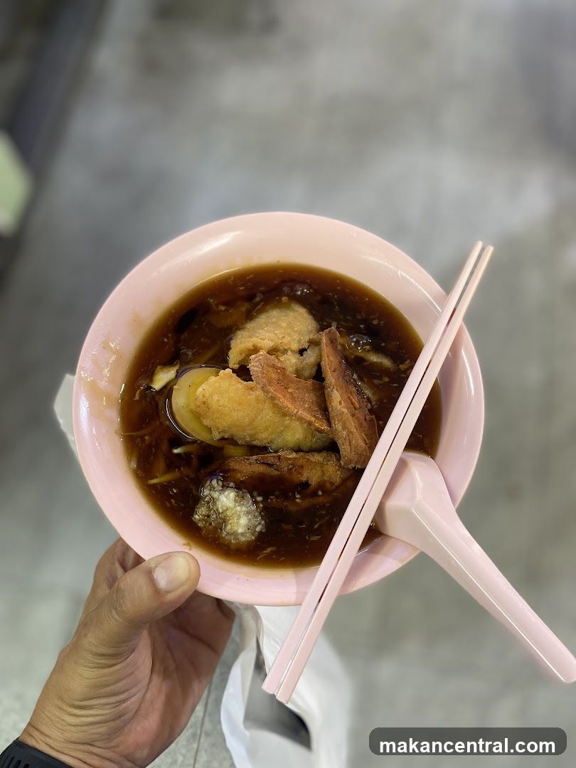 Hong Seng (鸿诚) Lor Mee & Laksa