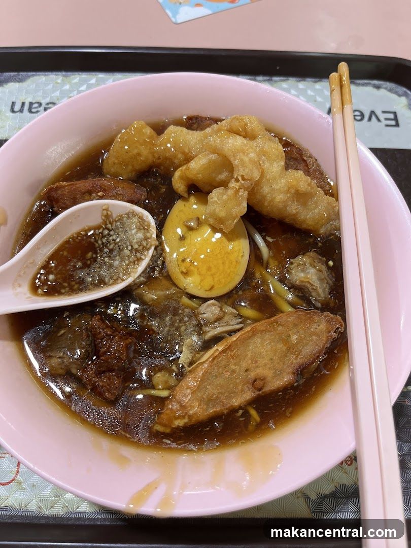 Hong Seng (鸿诚) Lor Mee & Laksa