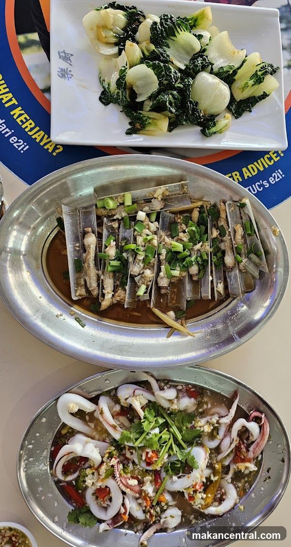 Seafood and Vegetable Dishes