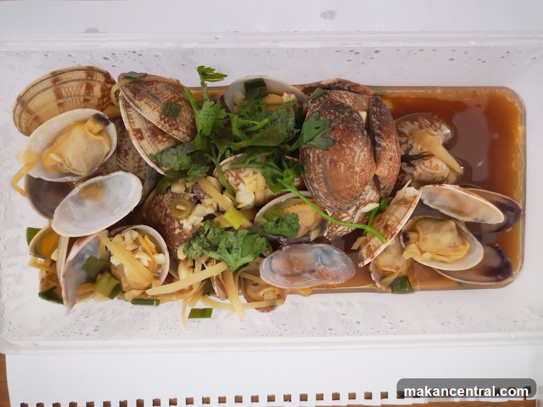 Steamed Clams with Ginger and Scallions