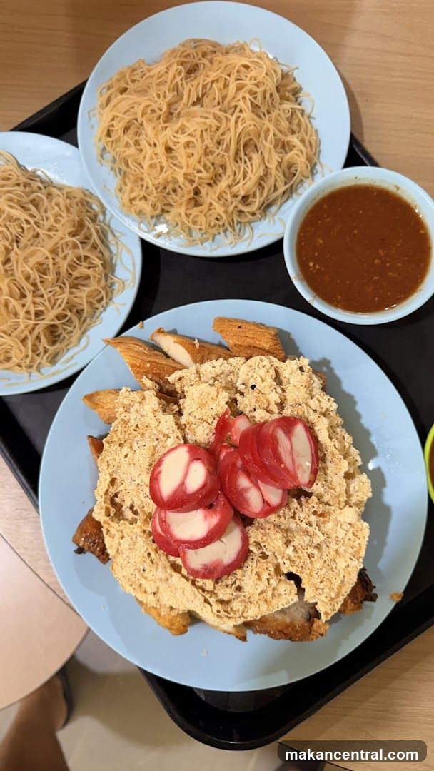 Noodles with Toppings and Sauce