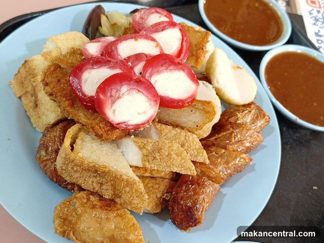 Assorted Fried Snacks with Dipping Sauce