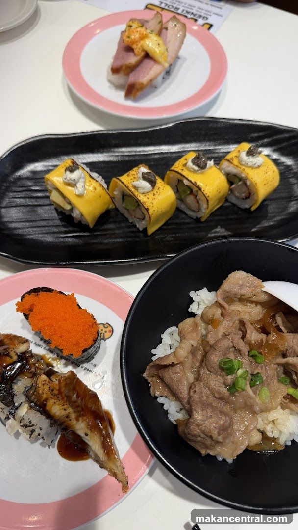 Assorted Sushi and Beef Bowl