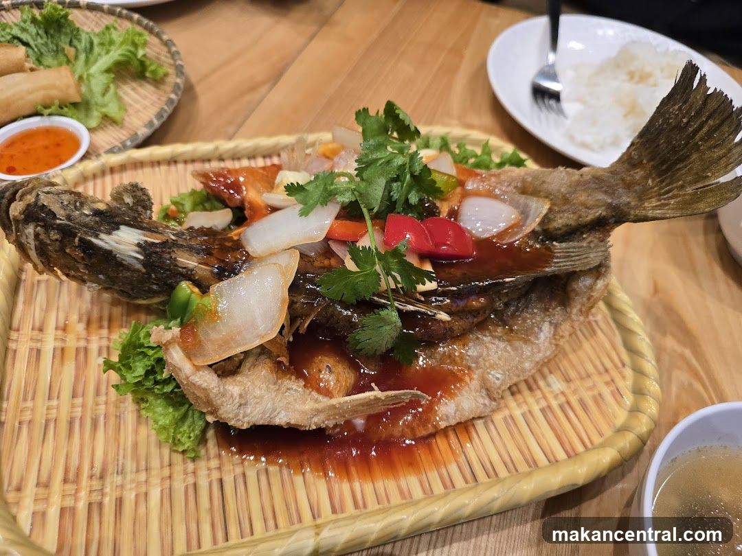 Fried Fish with Sauce