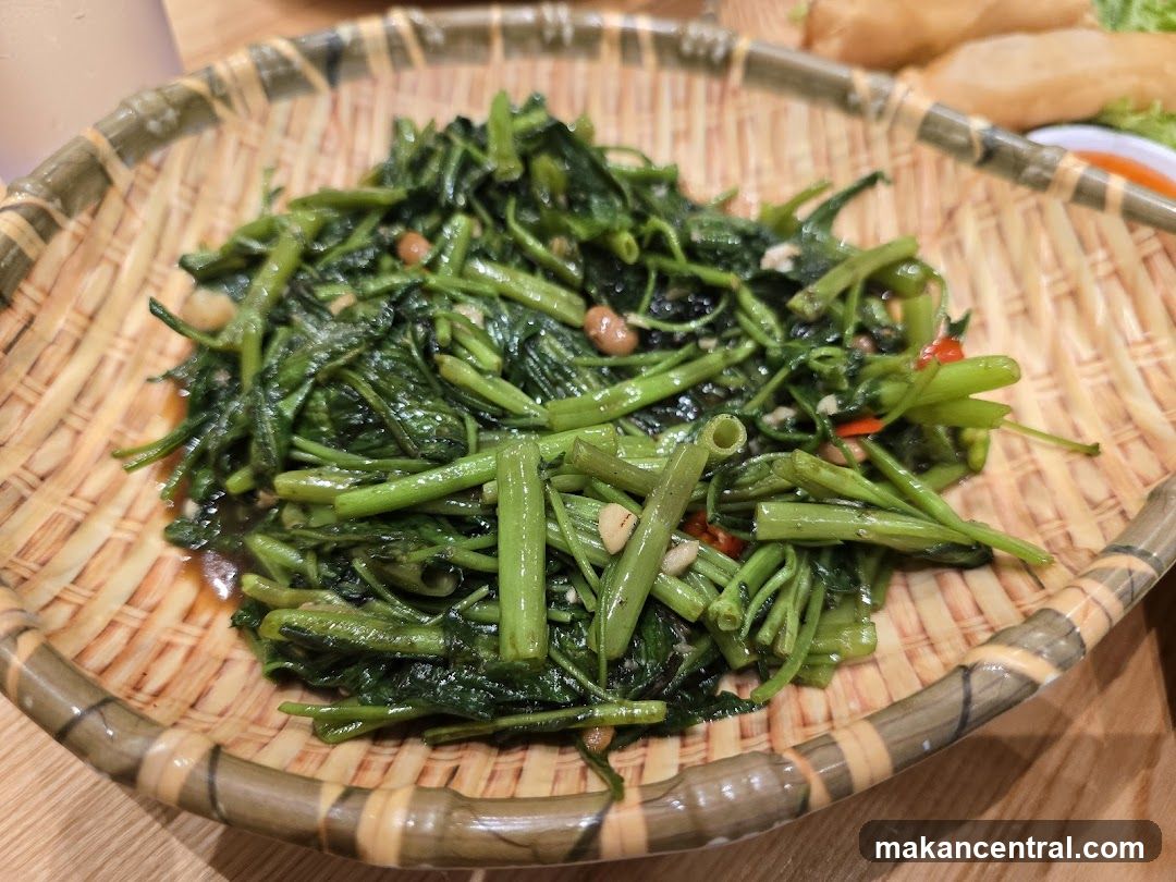 Stir-fried Water Spinach