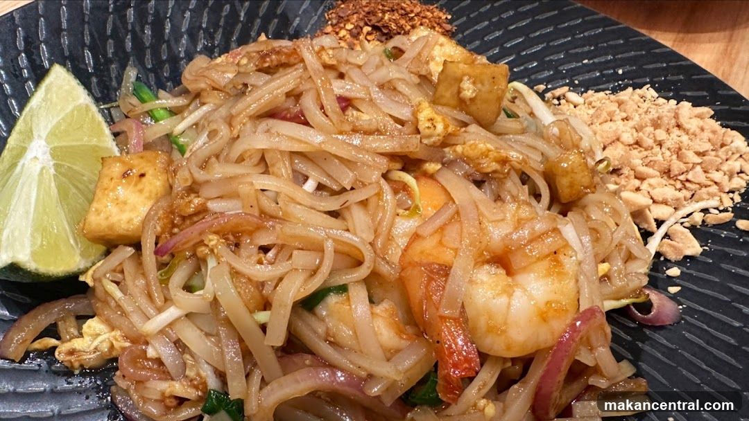 Pad Thai with Shrimp