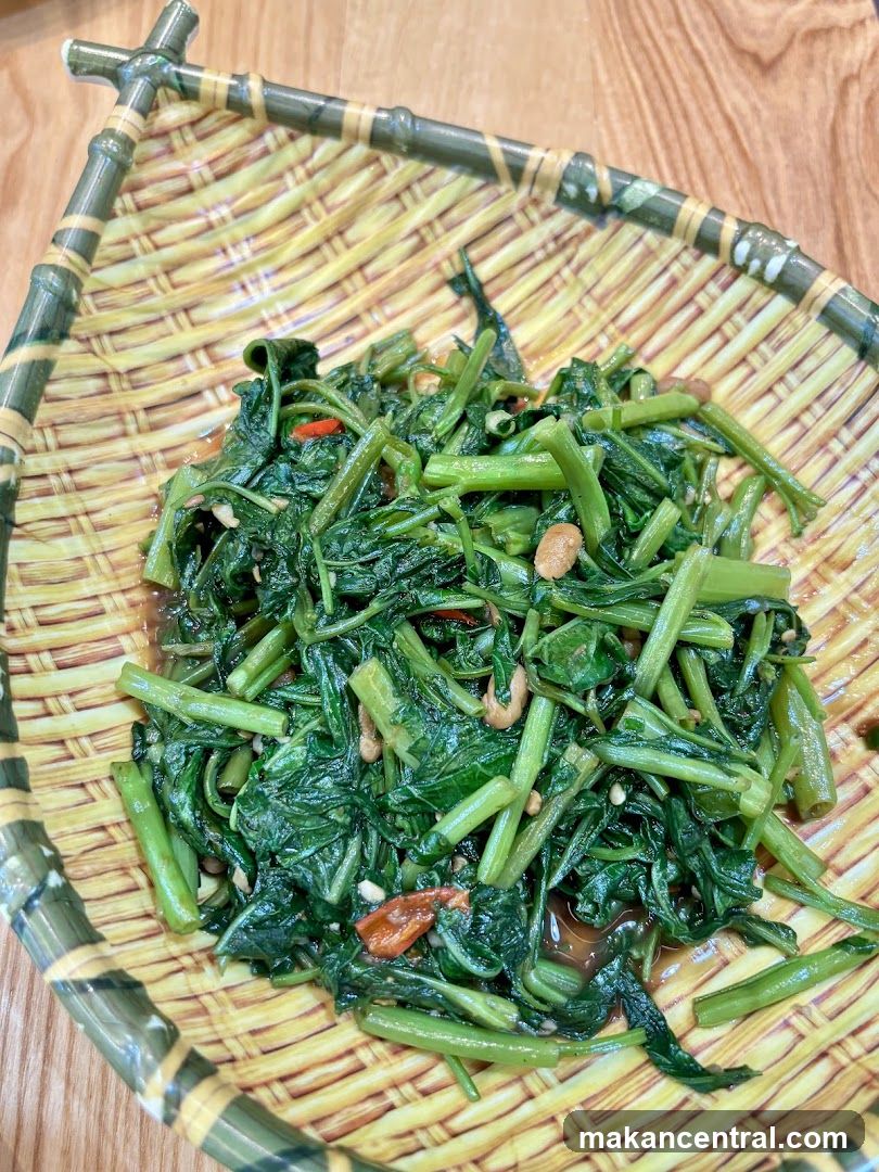 Stir-fried Water Spinach