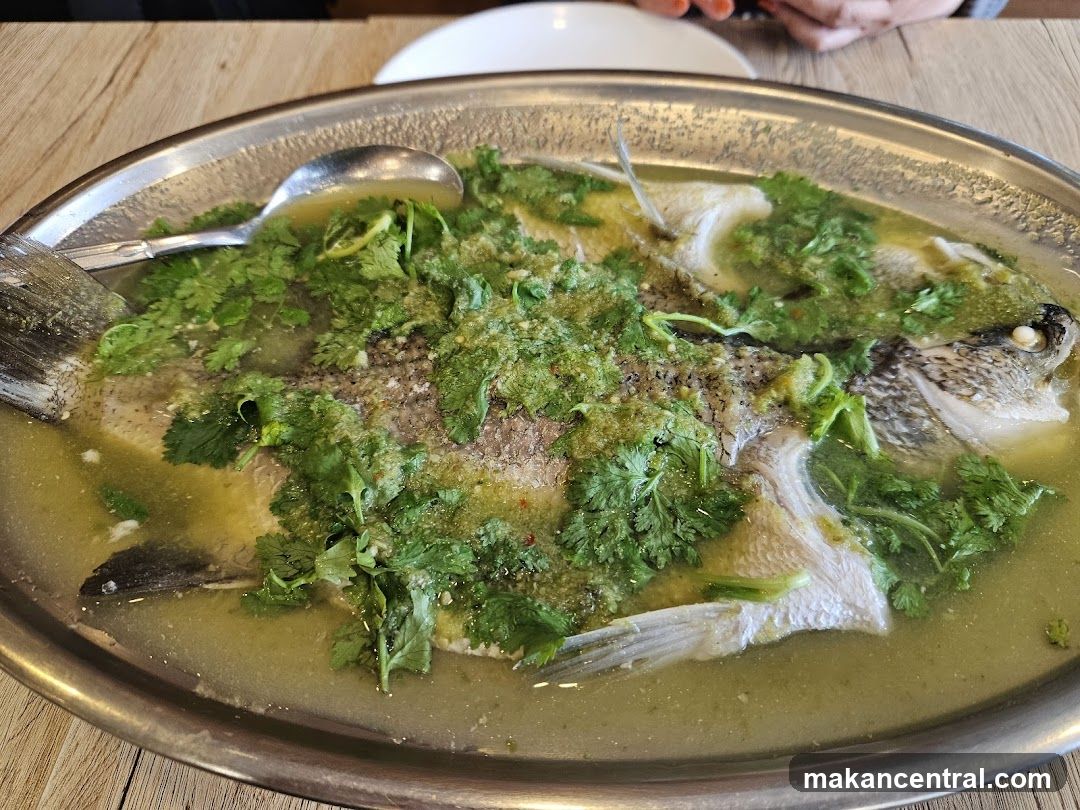 Steamed Fish with Lime and Cilantro