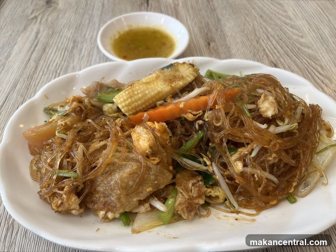 Stir-fried Glass Noodles with Vegetables