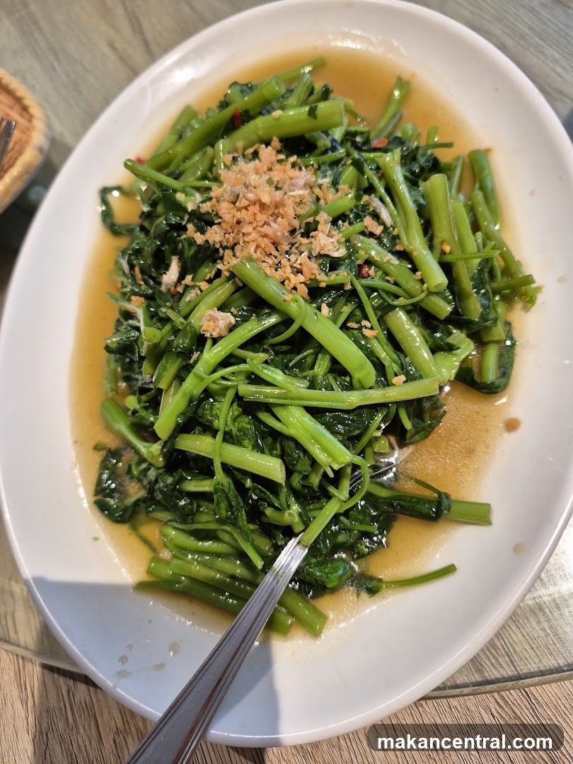 Stir-fried Water Spinach
