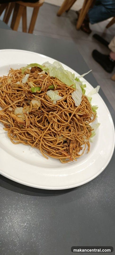 Noodles with Lettuce