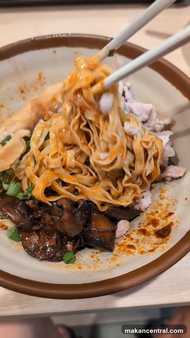Noodles with Mushrooms and Pork