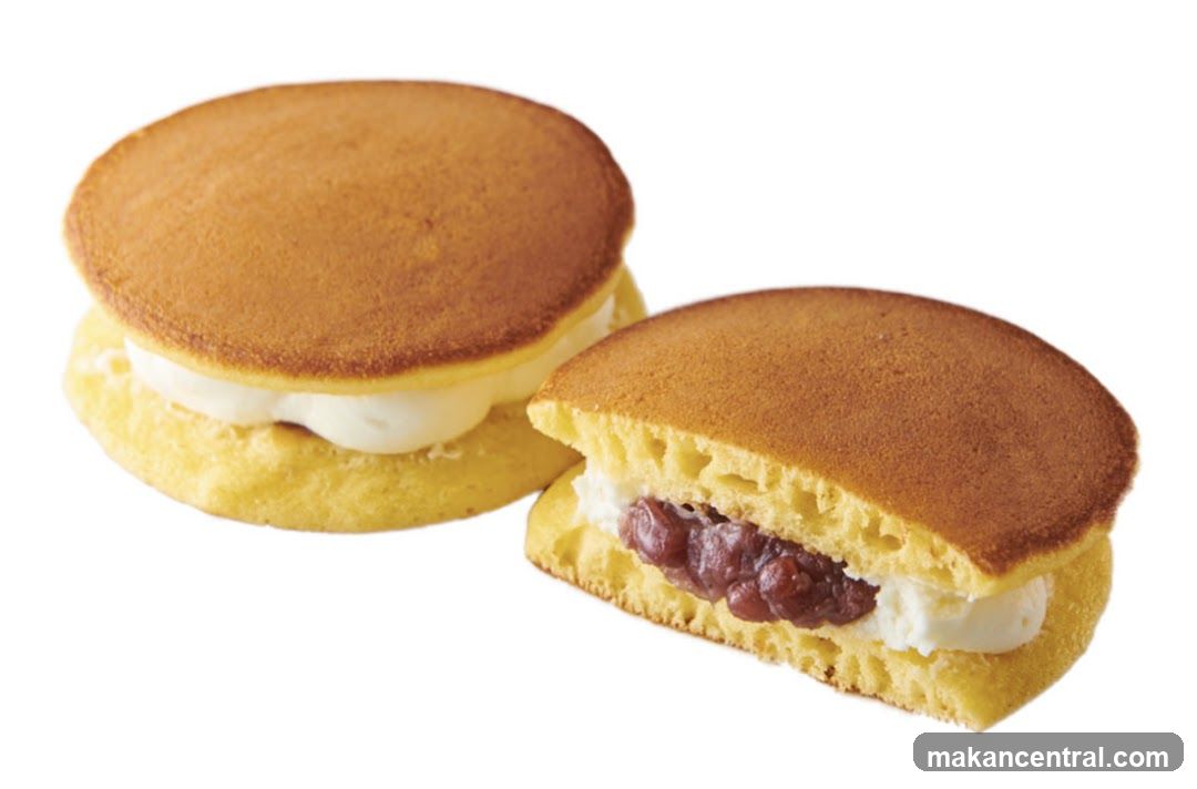 Dorayaki with Red Bean Paste and Cream