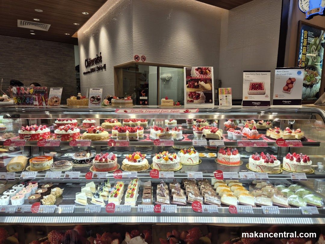Chateraise Cake Display