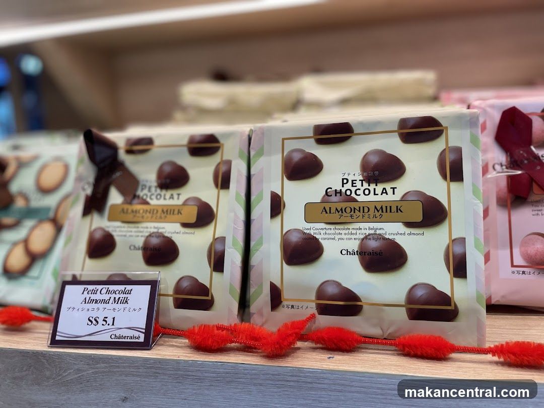 Châteraisé Petit Chocolat Almond Milk Chocolates