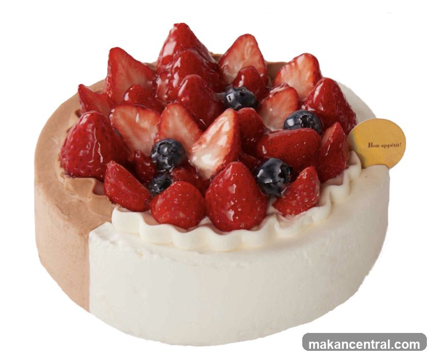 Strawberry and Blueberry Cake