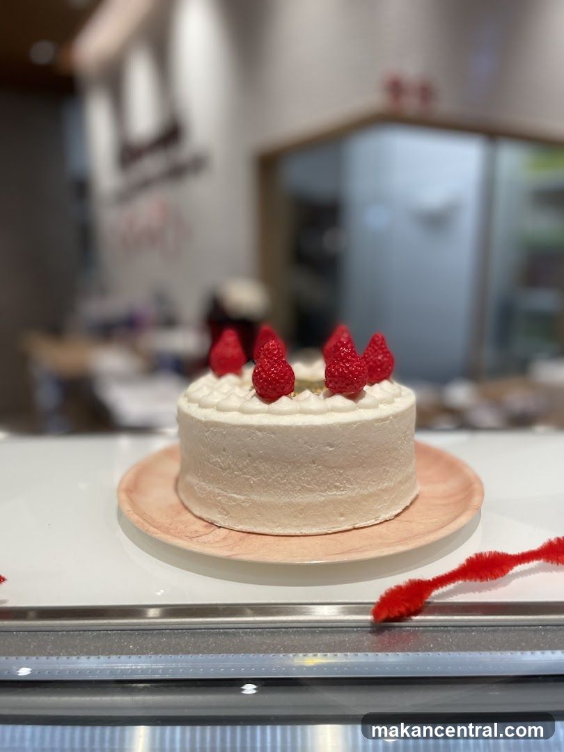 Strawberry Cake