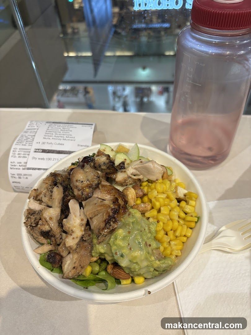 Chicken Bowl with Corn and Guacamole