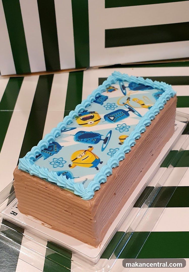 Minions Cake