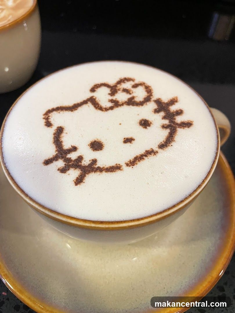 Hello Kitty Latte Art