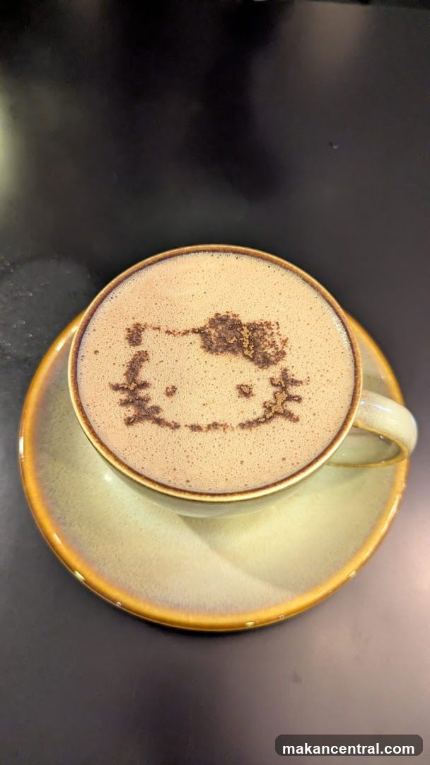 Hello Kitty Latte