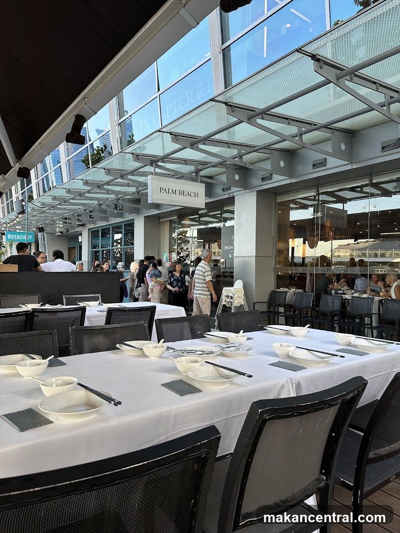Outdoor Dining Setup