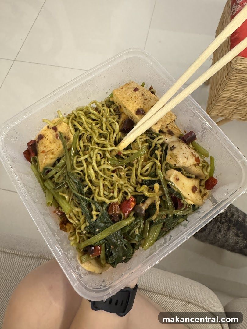 Noodles with Tofu and Vegetables